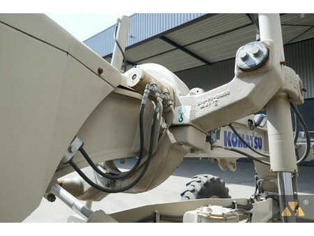 Grejdry 2013 Komatsu GD555-5 Ex-army (15)