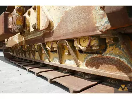 Buldożery 2009 Caterpillar D7F Ex-army (31)