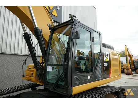 Rupsgraafmachines 2016 Caterpillar 330FL (14)