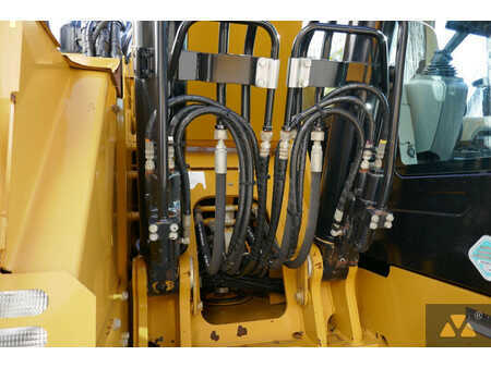 Excavadoras de cadenas 2019 Caterpillar 325F LCR (13)