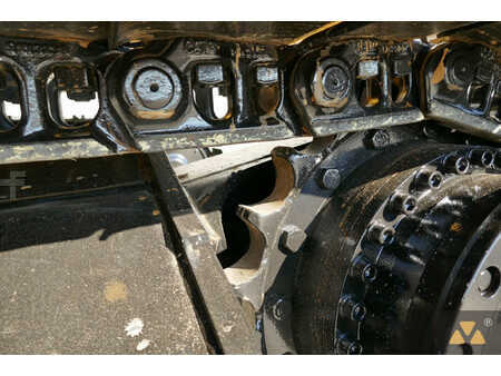 Excavadoras de cadenas 2019 Caterpillar 325F LCR (24)