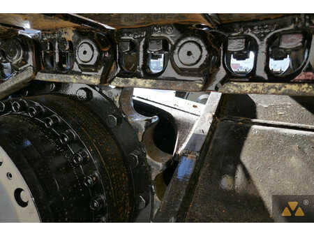 Excavadoras de cadenas 2019 Caterpillar 325F LCR (25)