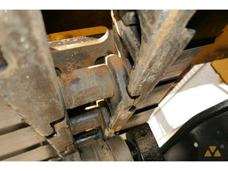 Excavadoras de cadenas 2019 Caterpillar 325F LCR (34)
