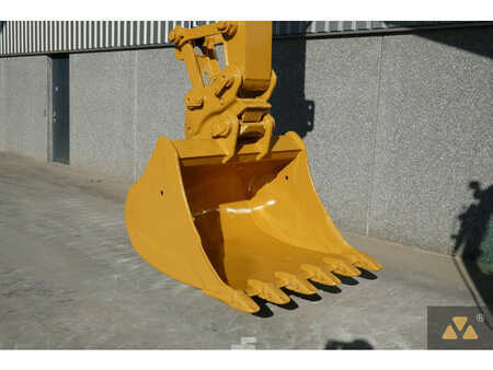 Caterpillar 325F LCR