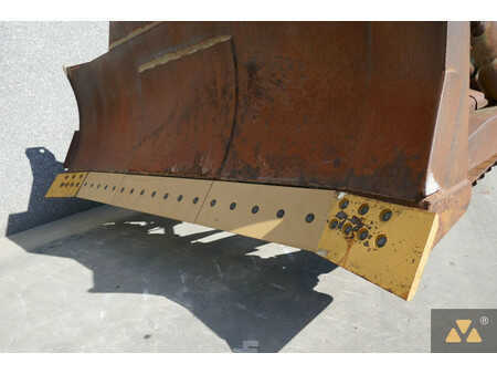 Bulldozer 1990 Caterpillar D7F Ex-army (11)