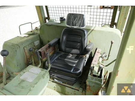 Bulldozere 2004 Caterpillar D7F Ex-army (7)
