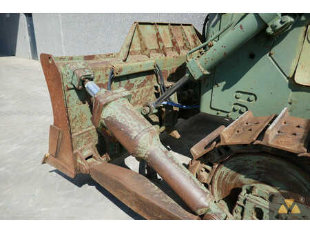 Bulldozer 1990 Caterpillar D7F Ex-army (14)