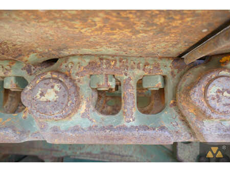 Bulldozer 1990 Caterpillar D7F Ex-army (32)