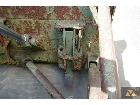 Bulldozer 1990 Caterpillar D7F Ex-army (36)