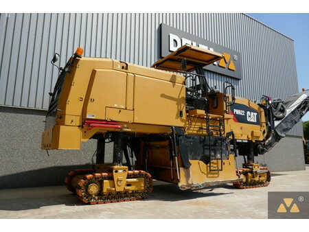Frézka za studena 2016 Caterpillar PM622 (11)