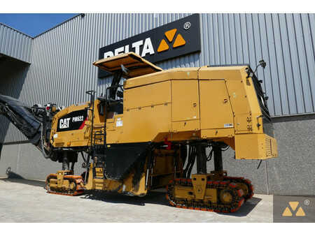 Frézka za studena 2016 Caterpillar PM622 (12)