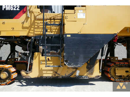 Frézka za studena 2016 Caterpillar PM622 (20)