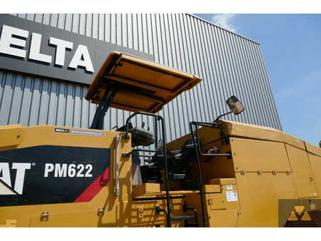 Frézka za studena 2016 Caterpillar PM622 (37)