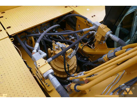 Korečková rýpadla 2019 Caterpillar 336 (16)