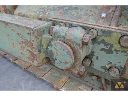 Bulldozer 1992 Caterpillar D7F Ex-army (22)