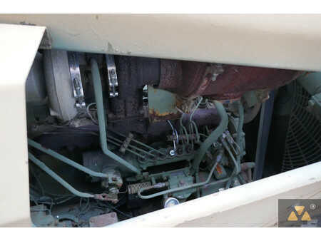 Bulldozer 1992 Caterpillar D7F Ex-army (40)