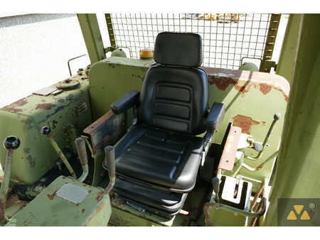 Planierraupe 1999 Caterpillar D7F Ex-army (7)