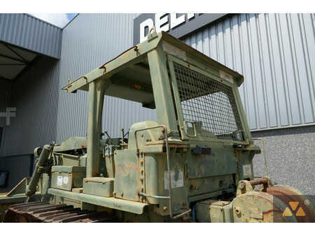 Bulldózerek 1996 Caterpillar D7F Ex-army (20)