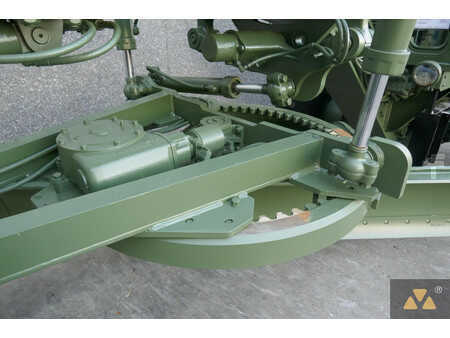 Livellatrici 2008 Caterpillar 130G Ex-army (15)