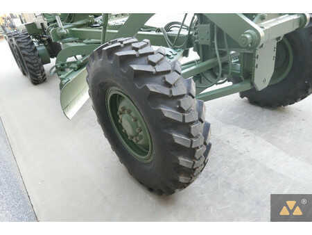 Livellatrici 2008 Caterpillar 130G Ex-army (25)