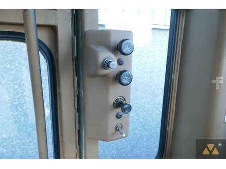 Livellatrici 2008 Caterpillar 130G Ex-army (38)