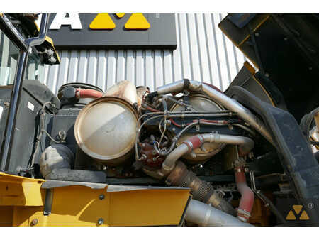 Kolové nakladače 2021 Caterpillar 980M (33)