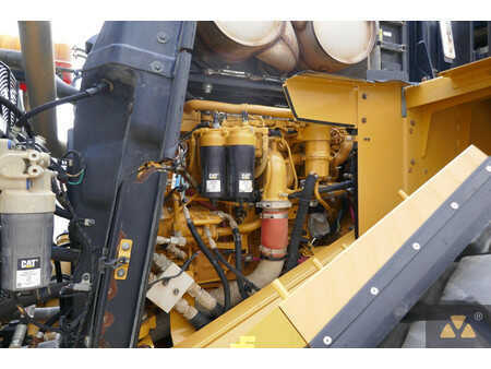 Kolové nakladače 2021 Caterpillar 980M (25)