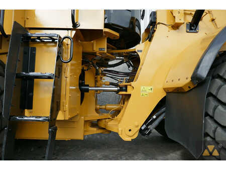 Kolové nakladače 2021 Caterpillar 980M (35)