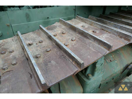 Bulldozer 2004 Caterpillar D7G Ex-army (33)
