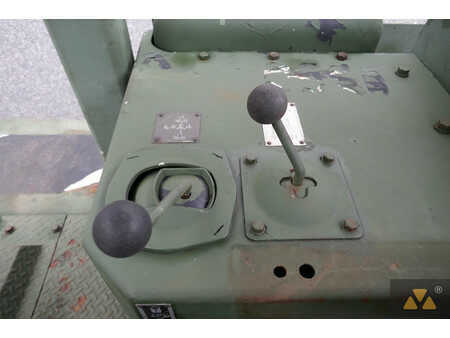 Bulldozer 2004 Caterpillar D7G Ex-army (39)