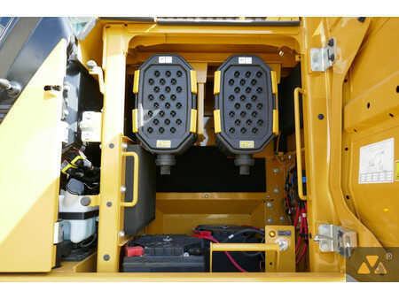 Beltegraver 2023 Caterpillar 352 (21)