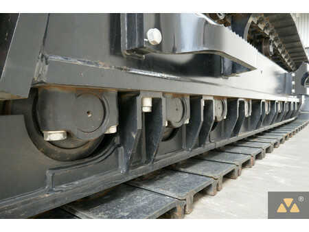 Beltegraver 2023 Caterpillar 352 (34)