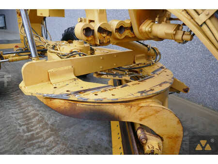 Grader 2002 Caterpillar 140H Ex-army (13)