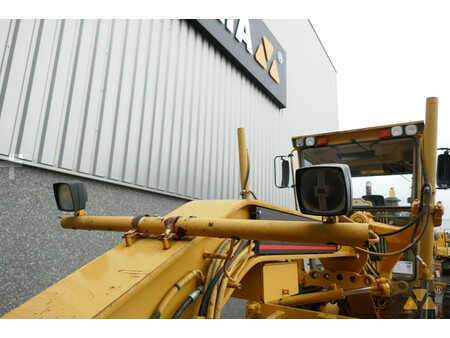 Grader 2002 Caterpillar 140H Ex-army (28)