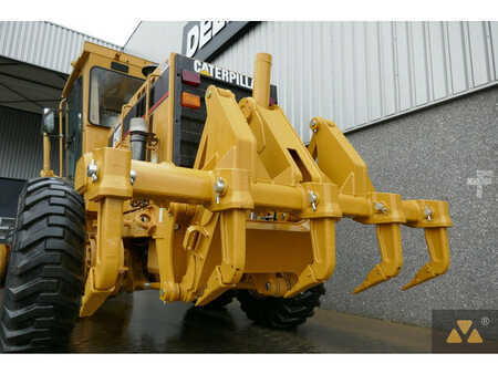 Caterpillar 140H Ex-army