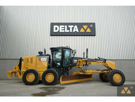 Caterpillar 12M3 AWD