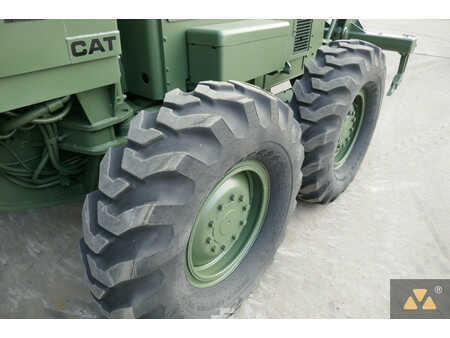 Grader 2002 Caterpillar 140G Ex-army (19)