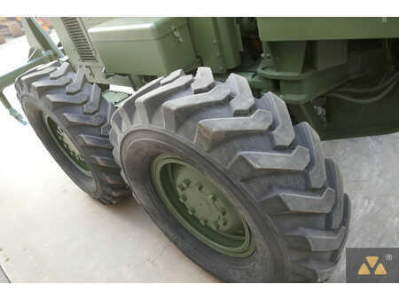 Grader 2002 Caterpillar 140G Ex-army (20)