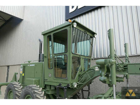 Grader 2002 Caterpillar 140G Ex-army (24)