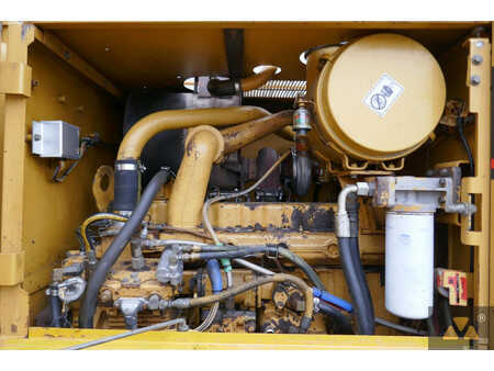 Grader 2000 Caterpillar 140H (18)