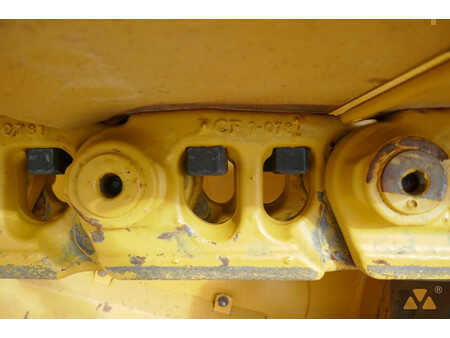 Bulldózerek 2021 Caterpillar D6 LGP (37)