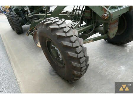 Caterpillar 130G Ex-army