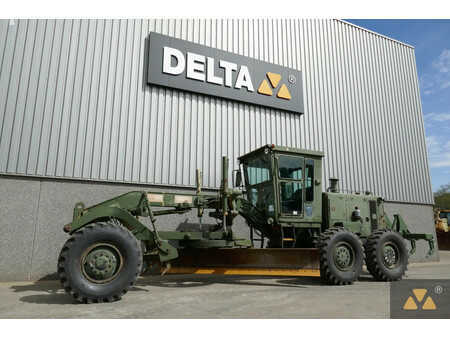Gradere 2008 Caterpillar 130G Ex-army (4)
