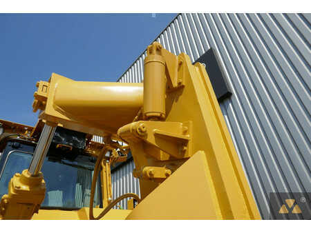 Buldożery 2021 Caterpillar D9T (11)