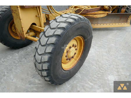 Grader 1998 Caterpillar 140H (24)