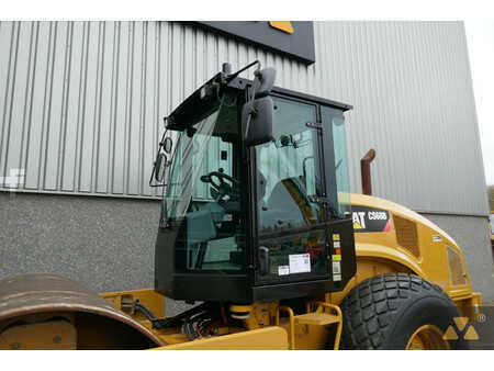 Komprimator 2016 Caterpillar CS68B (11)