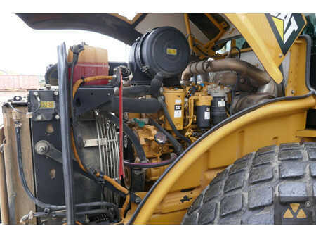 Komprimator 2016 Caterpillar CS68B (12)