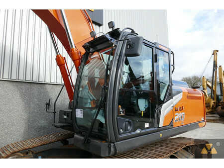 Kettenbagger 2022 Hitachi ZX210LC-7 (11)