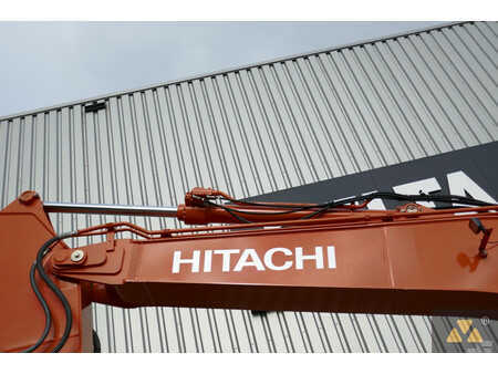 Kettenbagger 2022 Hitachi ZX210LC-7 (14)