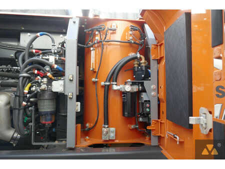 Kettenbagger 2022 Hitachi ZX210LC-7 (23)